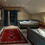 Bostele With Five Bedrooms, Indoor Pool, Two Saunas & Garage Vila