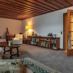 Bostele With Five Bedrooms, Indoor Pool, Two Saunas & Garage Vila *