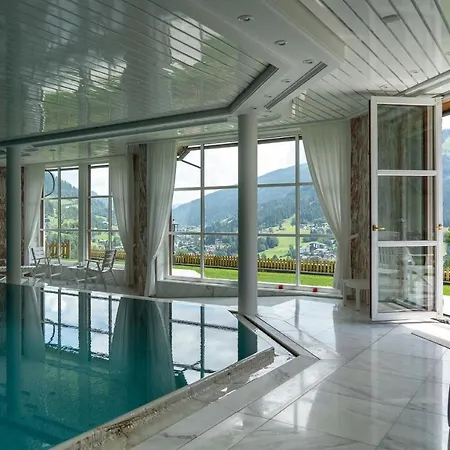 Bostele With Seven Bedrooms, Indoor Pool And Two Saunas Bad Kleinkirchheim