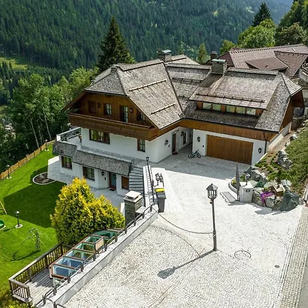 Bostele With Seven Bedrooms, Indoor Pool And Two Saunas
