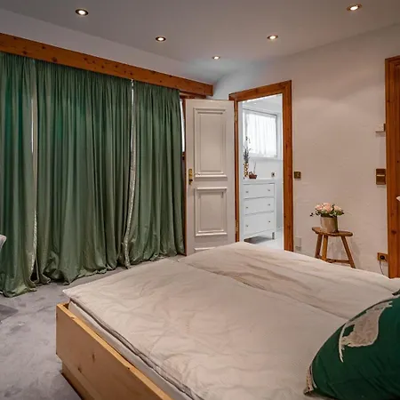 Bostele With Five Bedrooms, Indoor Pool, Two Saunas & Garage * Bad Kleinkirchheim