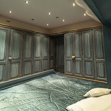 Vila Bostele With Five Bedrooms, Indoor Pool, Two Saunas & Garage *