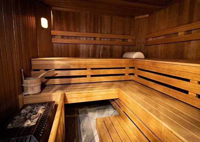 Villa Bostele With Five Bedrooms, Indoor Pool, Two Saunas & Garage