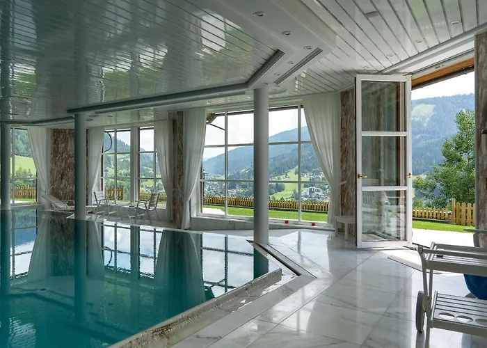 Bostele With Five Bedrooms, Indoor Pool, Two Saunas & Garage Bad Kleinkirchheim
