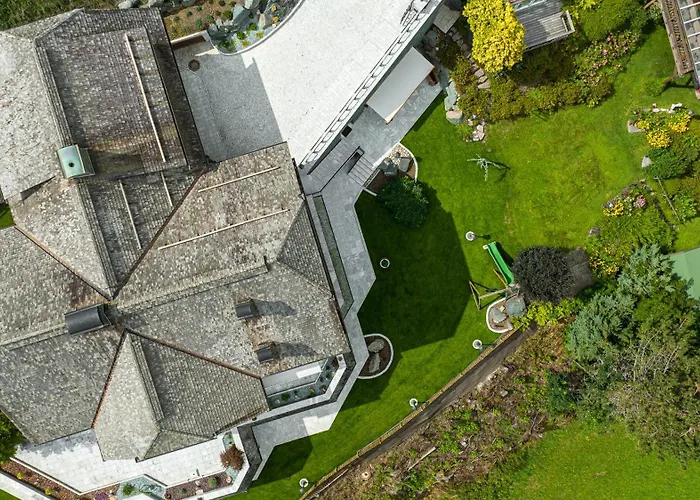 Bostele With Five Bedrooms, Indoor Pool, Two Saunas & Garage Bad Kleinkirchheim